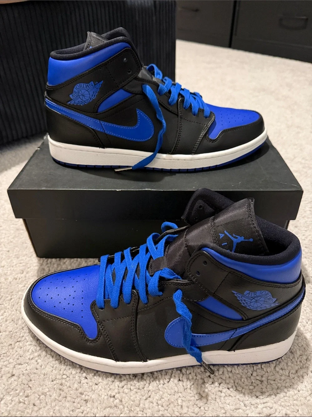 Jordan Mid-Top Sneakers - Black/Blue